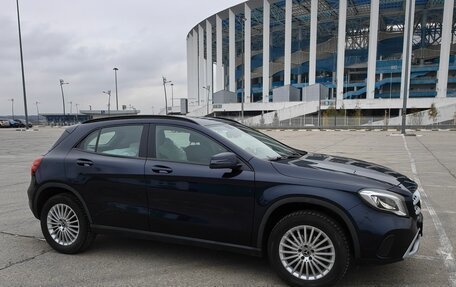 Mercedes-Benz GLA, 2018 год, 2 500 000 рублей, 10 фотография