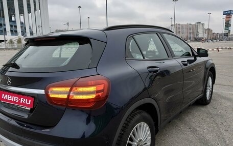 Mercedes-Benz GLA, 2018 год, 2 500 000 рублей, 5 фотография