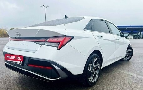 Hyundai Elantra, 2023 год, 2 475 999 рублей, 4 фотография