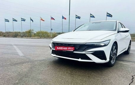 Hyundai Elantra, 2023 год, 2 475 999 рублей, 3 фотография