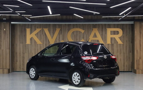 Toyota Vitz, 2018 год, 1 227 000 рублей, 6 фотография