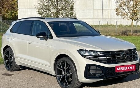 Volkswagen Touareg III, 2024 год, 13 335 305 рублей, 2 фотография