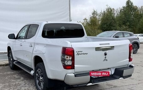 Mitsubishi L200, 2023 год, 4 499 000 рублей, 17 фотография