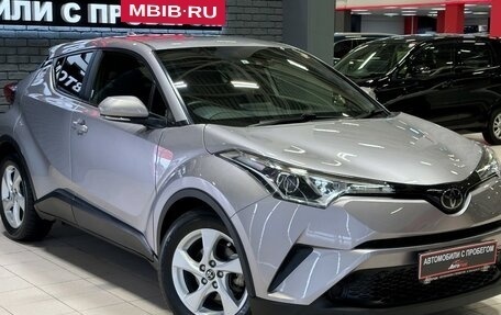 Toyota C-HR I рестайлинг, 2019 год, 2 147 000 рублей, 2 фотография