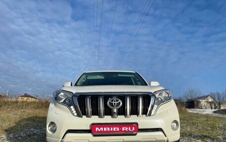 Toyota Land Cruiser Prado 150 рестайлинг 2, 2015 год, 3 850 000 рублей, 1 фотография