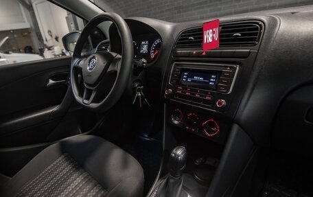 Volkswagen Polo VI (EU Market), 2019 год, 1 300 000 рублей, 10 фотография