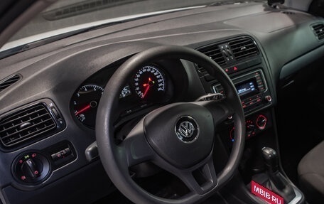 Volkswagen Polo VI (EU Market), 2019 год, 1 300 000 рублей, 8 фотография