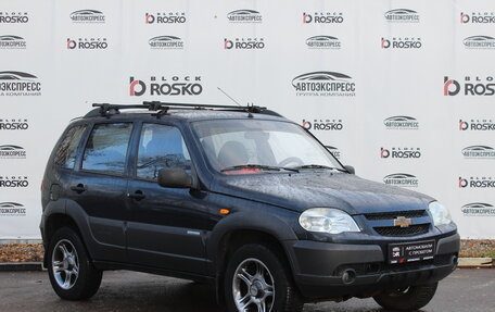 Chevrolet Niva I рестайлинг, 2010 год, 380 000 рублей, 3 фотография