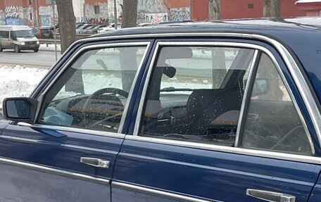 Mercedes-Benz W123, 1981 год, 315 000 рублей, 13 фотография