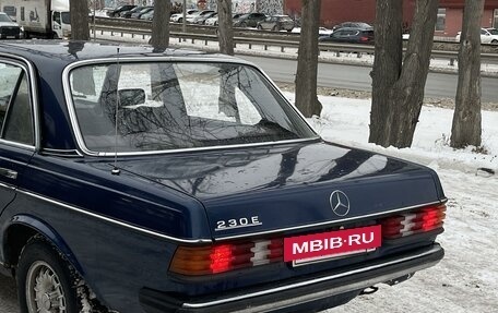 Mercedes-Benz W123, 1981 год, 315 000 рублей, 10 фотография