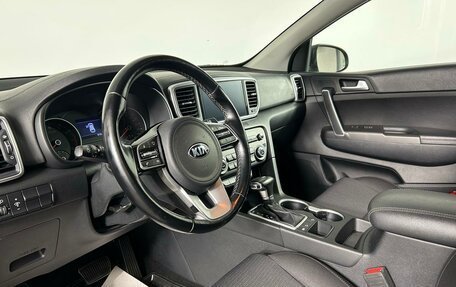 KIA Sportage IV рестайлинг, 2020 год, 2 429 000 рублей, 11 фотография