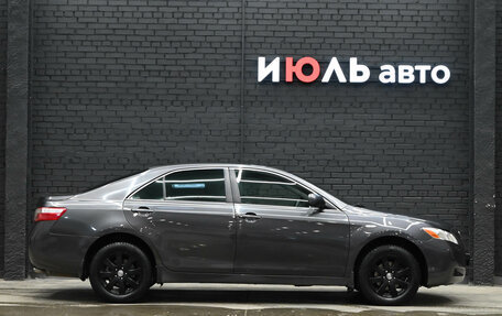 Toyota Camry, 2008 год, 1 300 000 рублей, 8 фотография