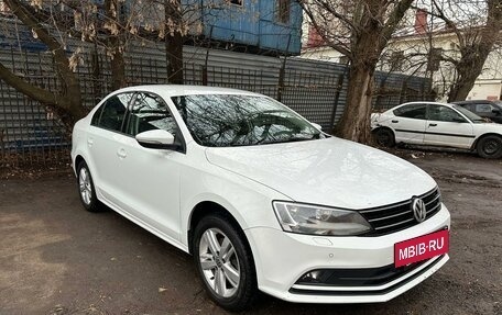 Volkswagen Jetta VI, 2016 год, 1 530 000 рублей, 4 фотография