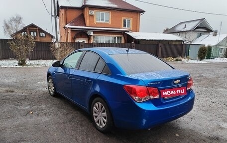 Chevrolet Cruze II, 2009 год, 650 000 рублей, 2 фотография