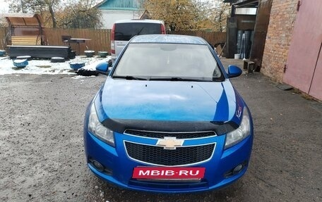 Chevrolet Cruze II, 2009 год, 650 000 рублей, 3 фотография