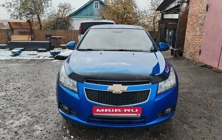 Chevrolet Cruze II, 2009 год, 650 000 рублей, 10 фотография