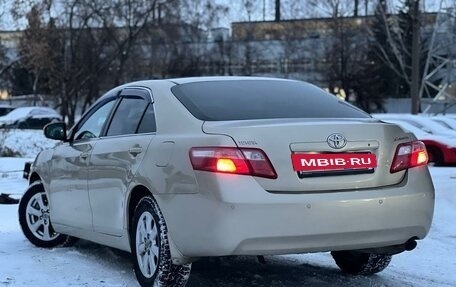 Toyota Camry, 2010 год, 950 000 рублей, 6 фотография