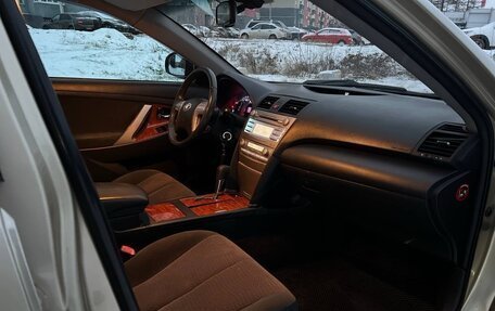 Toyota Camry, 2010 год, 950 000 рублей, 19 фотография