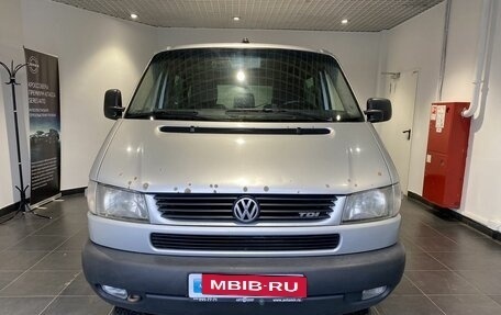 Volkswagen Caravelle T4, 2001 год, 629 000 рублей, 2 фотография