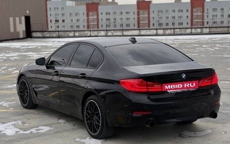 BMW 5 серия, 2018 год, 3 300 000 рублей, 9 фотография