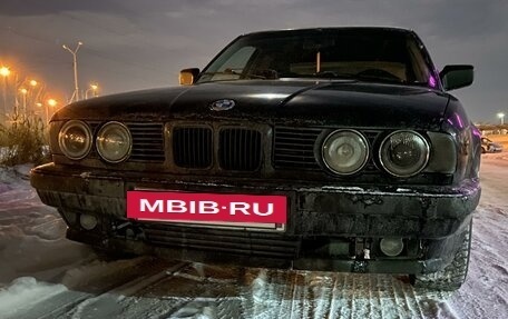 BMW 5 серия, 1992 год, 350 000 рублей, 11 фотография