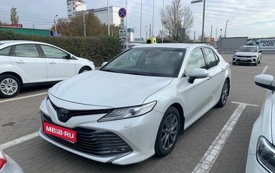 Toyota Camry, 2019 год, 3 100 000 рублей, 1 фотография