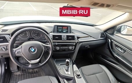 BMW 3 серия, 2017 год, 2 650 000 рублей, 13 фотография