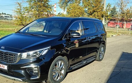 KIA Carnival III, 2019 год, 3 390 000 рублей, 2 фотография