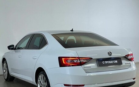 Skoda Superb III рестайлинг, 2015 год, 1 875 000 рублей, 5 фотография