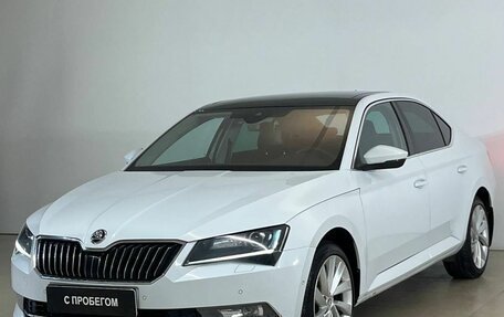 Skoda Superb III рестайлинг, 2015 год, 1 875 000 рублей, 3 фотография