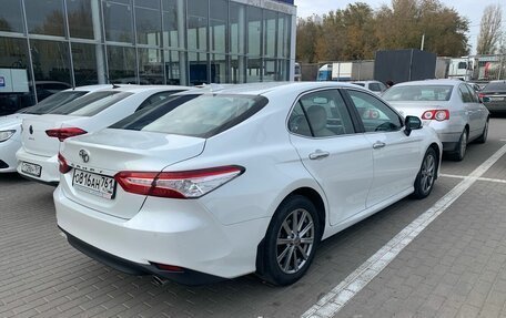 Toyota Camry, 2019 год, 3 100 000 рублей, 2 фотография