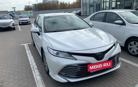 Toyota Camry, 2019 год, 3 100 000 рублей, 3 фотография