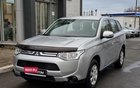 Mitsubishi Outlander III рестайлинг 3, 2012 год, 1 990 000 рублей, 4 фотография