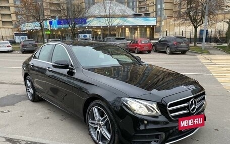 Mercedes-Benz E-Класс, 2018 год, 3 500 000 рублей, 2 фотография