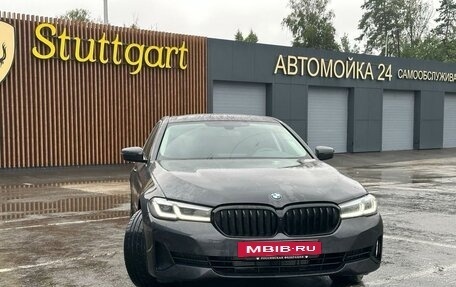 BMW 5 серия, 2020 год, 3 690 000 рублей, 9 фотография