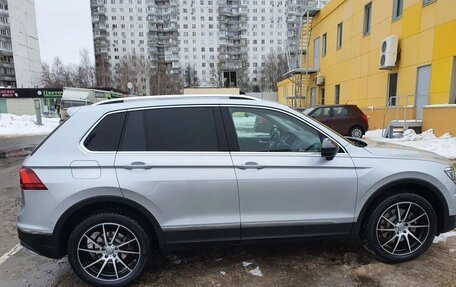 Volkswagen Tiguan II, 2017 год, 2 990 000 рублей, 3 фотография