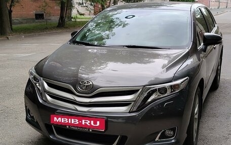 Toyota Venza I, 2013 год, 2 050 000 рублей, 3 фотография