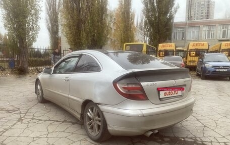 Mercedes-Benz C-Класс, 2003 год, 530 000 рублей, 3 фотография