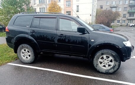 Mitsubishi Pajero Sport II рестайлинг, 2011 год, 1 300 000 рублей, 3 фотография