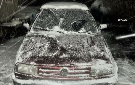 Volkswagen Vento, 1993 год, 150 000 рублей, 1 фотография