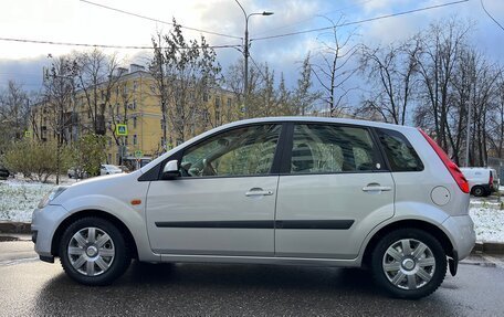 Ford Fiesta, 2006 год, 450 000 рублей, 2 фотография