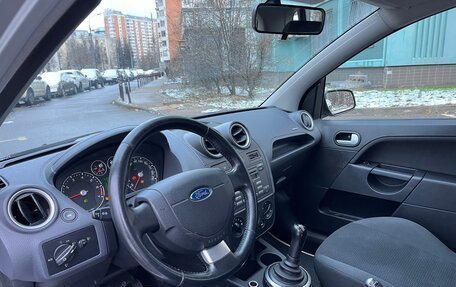 Ford Fiesta, 2006 год, 450 000 рублей, 12 фотография