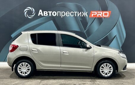 Renault Sandero II рестайлинг, 2015 год, 749 000 рублей, 4 фотография