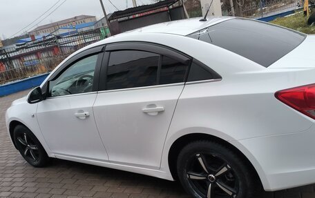 Chevrolet Cruze II, 2010 год, 730 000 рублей, 4 фотография