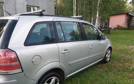 Opel Zafira B, 2007 год, 550 000 рублей, 3 фотография