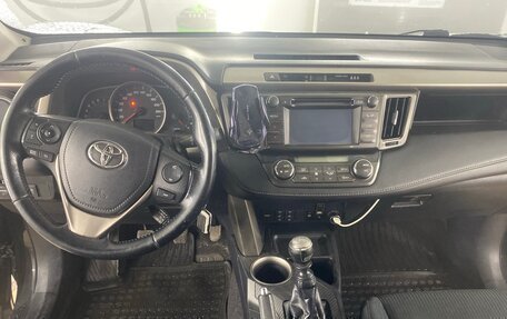 Toyota RAV4, 2013 год, 2 300 000 рублей, 8 фотография