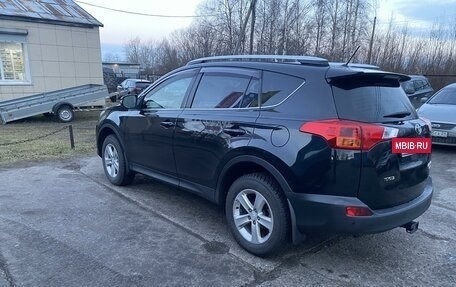 Toyota RAV4, 2013 год, 2 300 000 рублей, 4 фотография