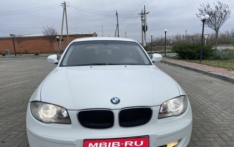 BMW 1 серия, 2011 год, 970 000 рублей, 1 фотография