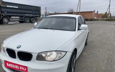 BMW 1 серия, 2011 год, 970 000 рублей, 4 фотография