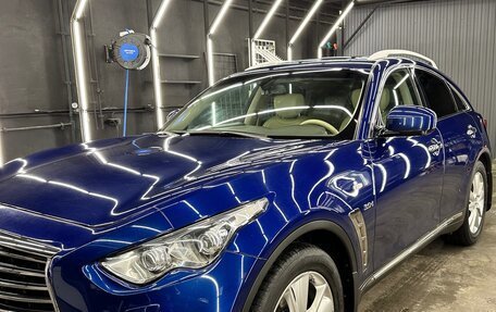 Infiniti QX70, 2015 год, 3 290 000 рублей, 2 фотография